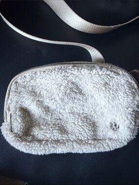 Lululemon Cream Sherpa Crossbody Bely bag